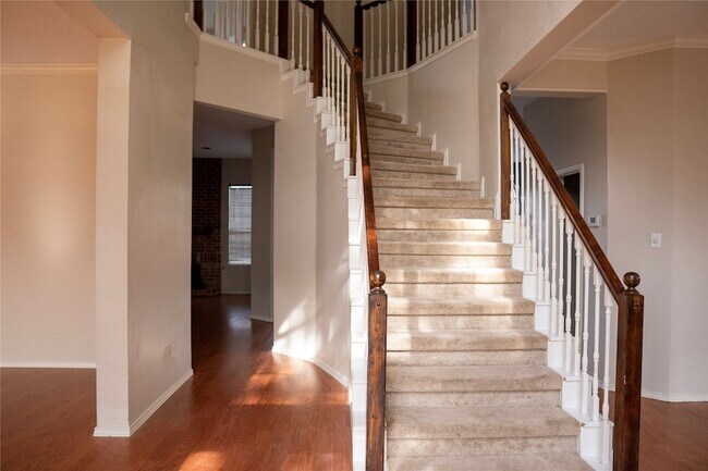 Foto del edificio - 5609 Exeter Dr