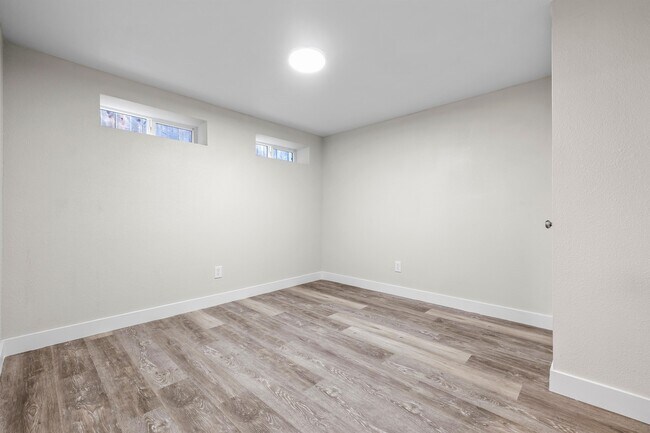 Building Photo - 4204 51st St