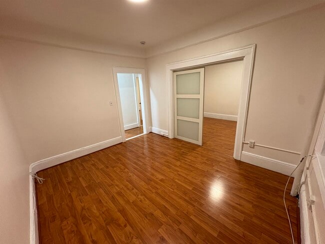 Foto del edificio - 6414 Park Ave