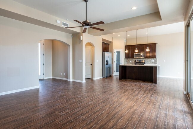 Foto del edificio - 5804 Aberdeen Ct