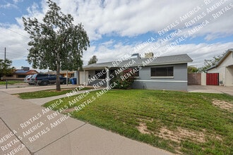 Building Photo - 12648 N 32nd Ave