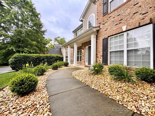 Building Photo - 10031 Glenburn Ln