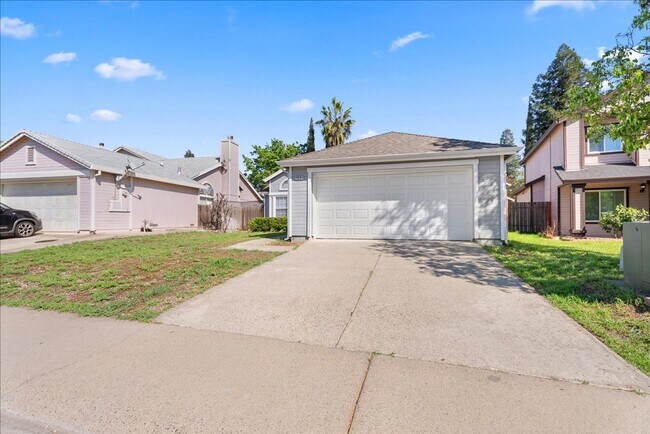 Foto del edificio - 4541 Country Run Way