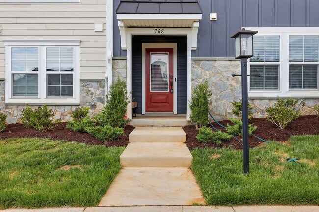 Foto del edificio - 768 Park Ridge Dr