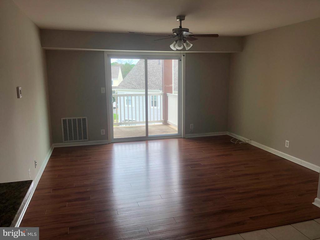 Primary Photo - 100 Chesterfield Ln