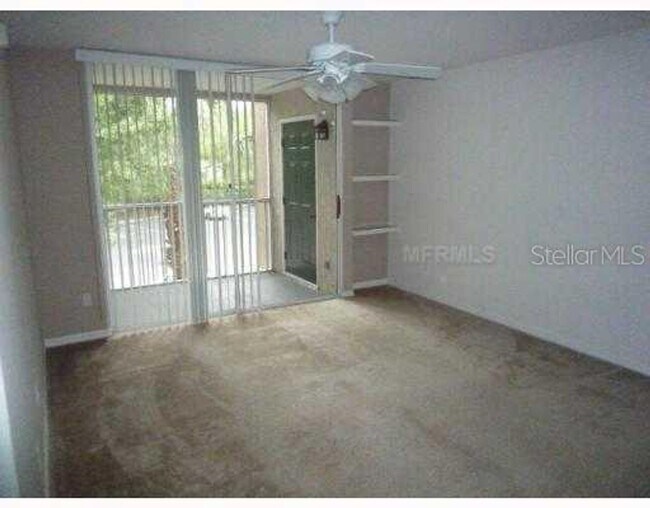 Foto del edificio - 8915 Latrec Ave