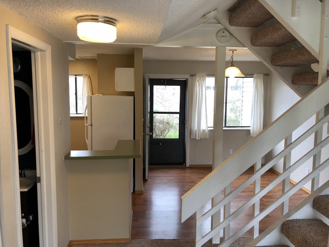 1705 Heatheridge Rd, Fort Collins, CO 80526 Condo for Rent in Fort