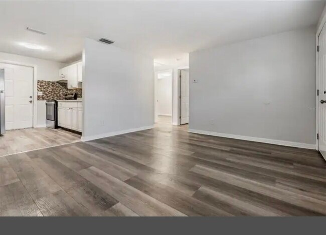 Foto del edificio - 1707 E Idell St