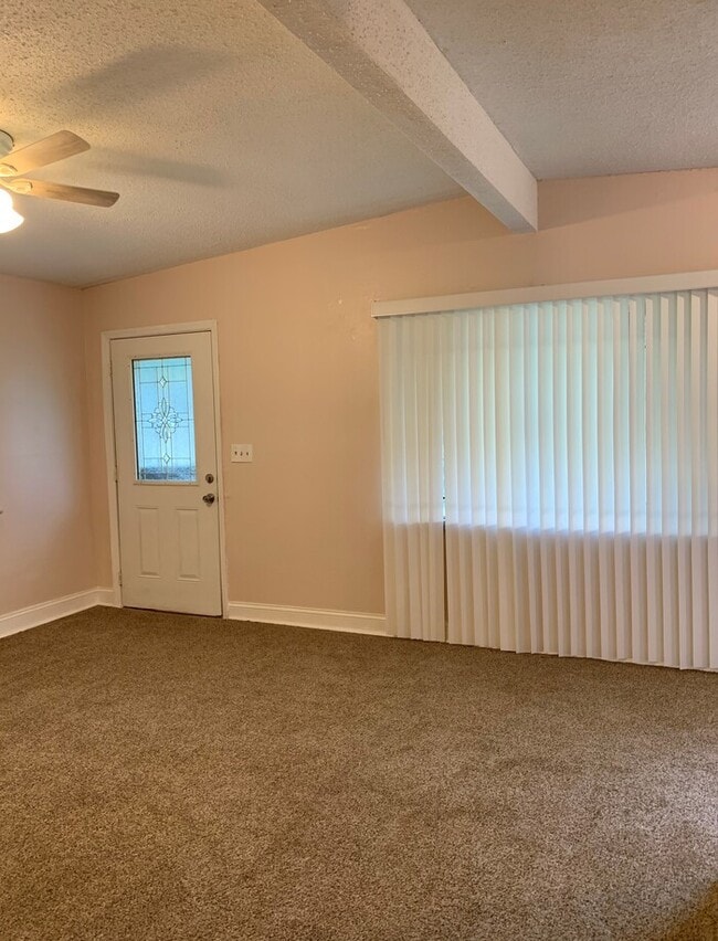Building Photo - Spacious Backyard And Screened Porch In This Cozy 3 Bedroom Home