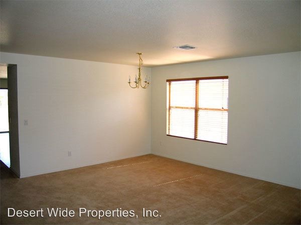 Building Photo - 4 br, 2 bath House - 1206 E BETH DR