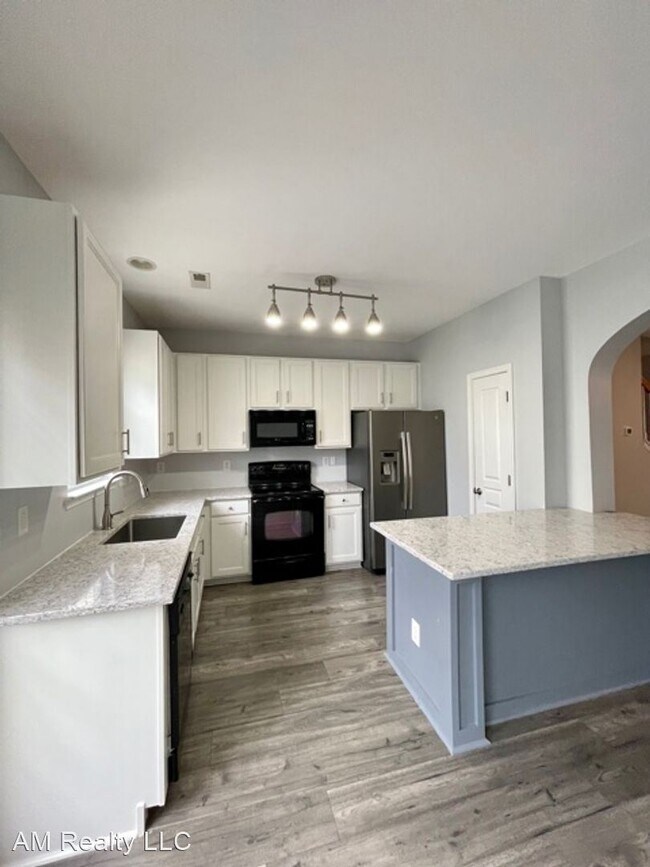 Building Photo - 3 br, 2.5 bath House - 1032 Tabard Lane