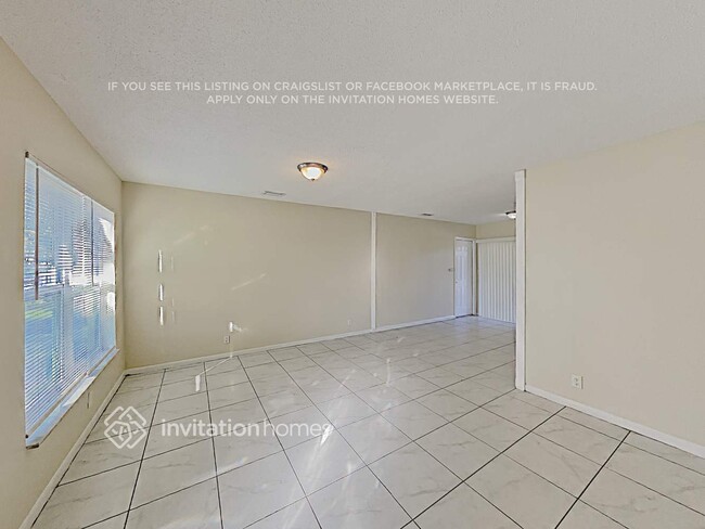 Building Photo - 7805 NW 40th St