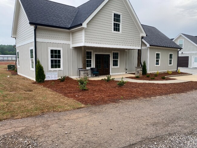 Building Photo - 480 S George W Adams Rd
