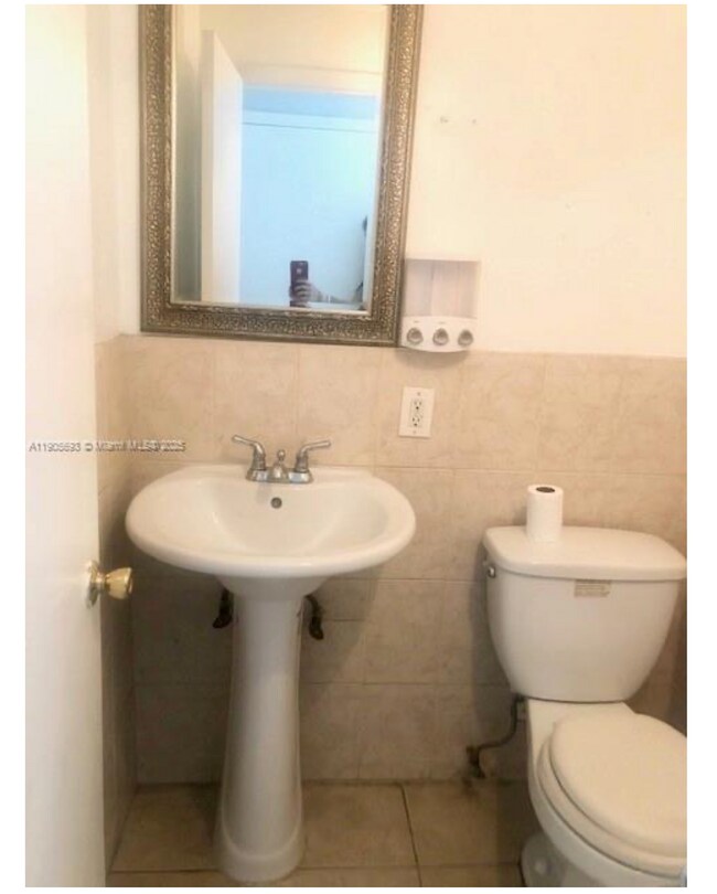 Foto del edificio - 4672 NW 9th Dr