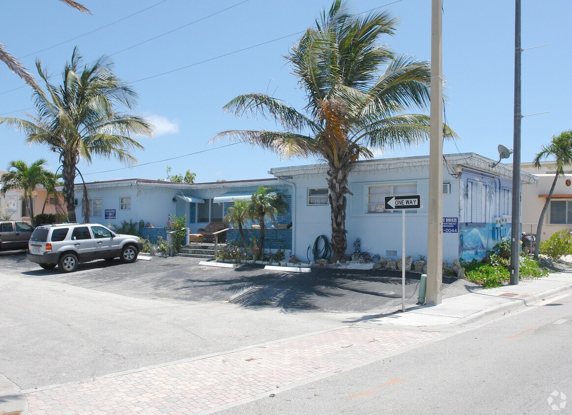 Foto principal - 338 Roosevelt St