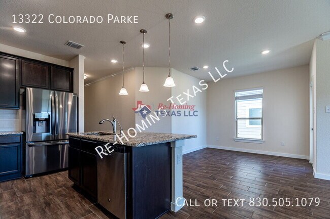 Foto del edificio - 13322 Colorado Parke