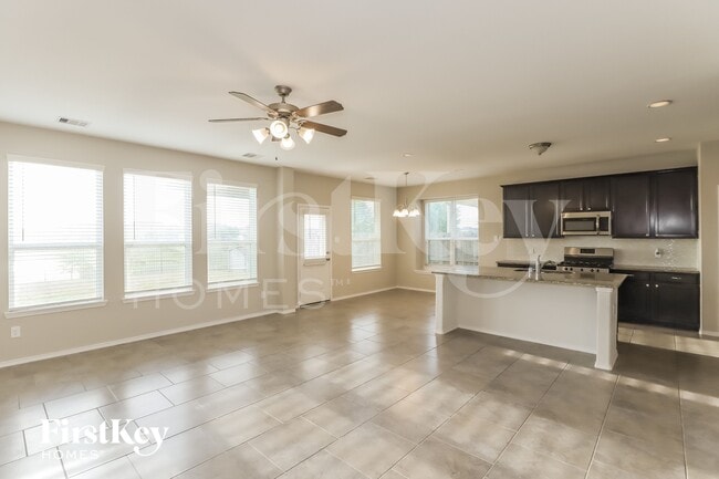 Building Photo - 5010 Naples Grove Ln