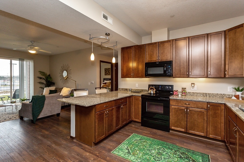 Sierra Pointe Apartments 7171 Woodland Ave West Des Moines, IA