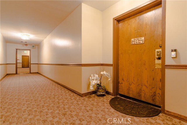 Foto del edificio - 4454 Ventura Canyon Ave