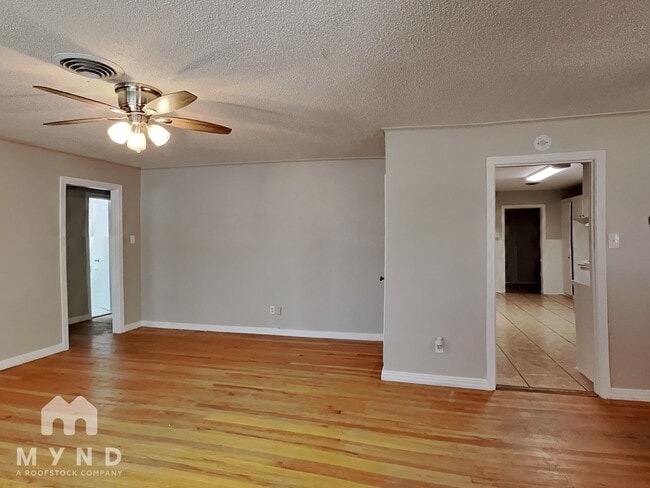 Building Photo - 3507 32nd St