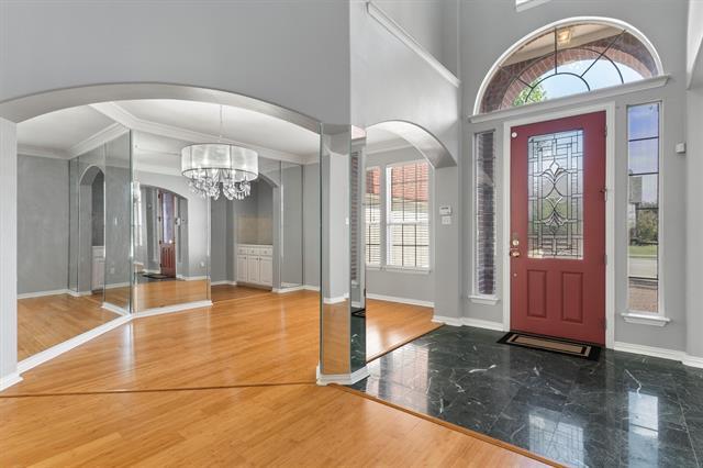 Foto del edificio - 5701 Chippewa Trail