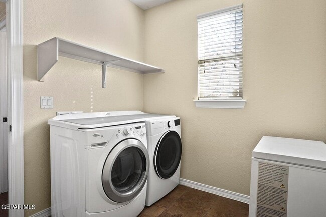 Building Photo - 13157 Lost Willow