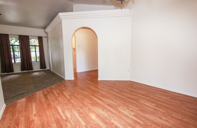 Foto del edificio - 3584 N Etheridge Dr