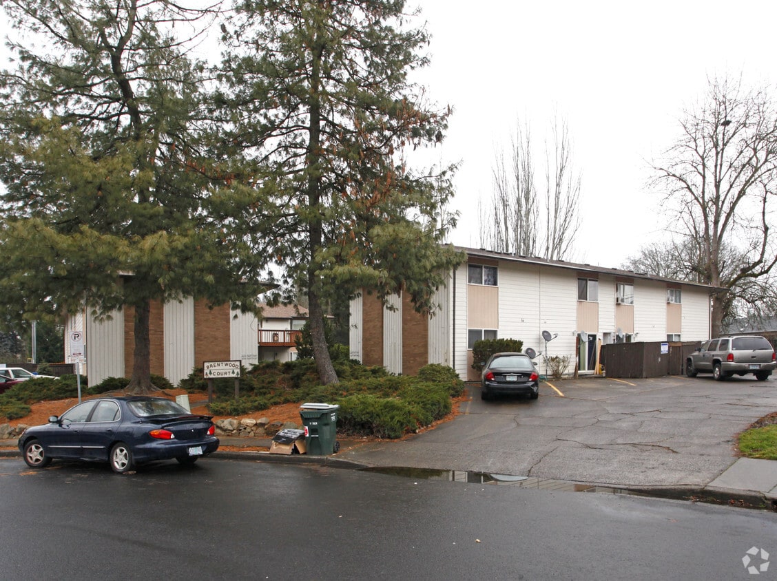 Building Photo - Brentwood Court