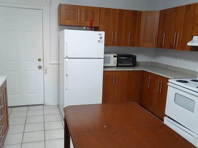 Building Photo - 237 Alfred St