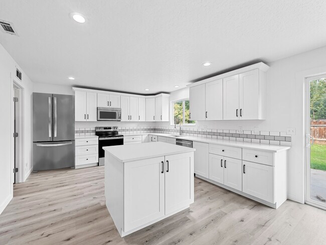 Foto del edificio - 9562 W Littlewood Dr