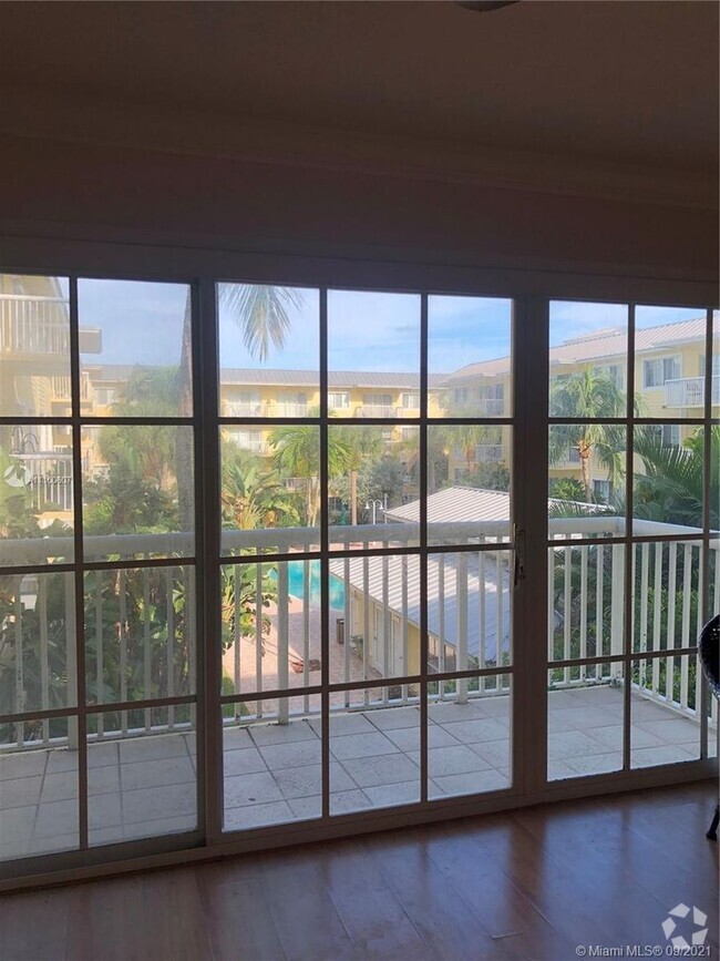 Building Photo - 1501 E Broward Blvd