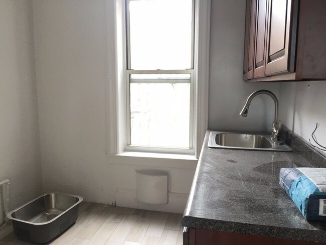 Foto del edificio - 217 E 16th St