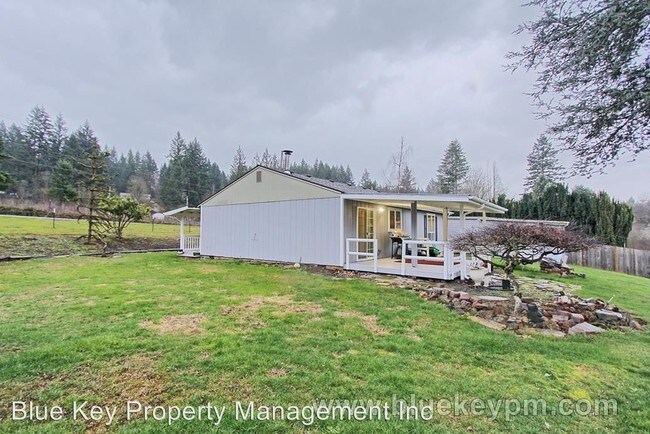 Foto del edificio - 3 br, 1 bath House - 23010  NE Pluss Road
