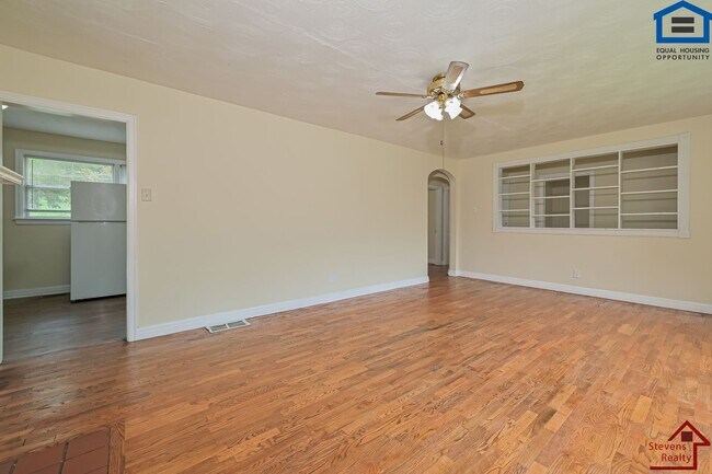 Foto del edificio - 3820 Buffat Mill Rd