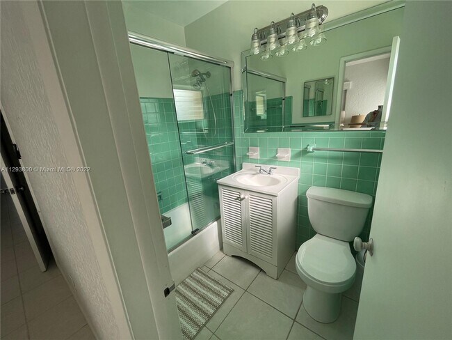 1775 Harbourview Dr Unit 15 photo'