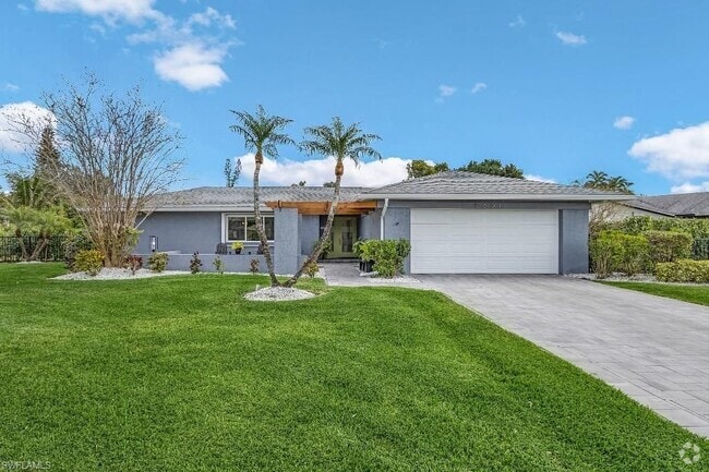 Building Photo - 5301 Shalley Cir W