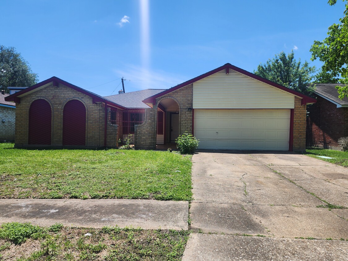 Primary Photo - 14834 Keelby Dr