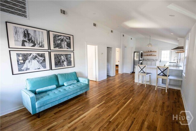 Foto del edificio - 731 E 34th St