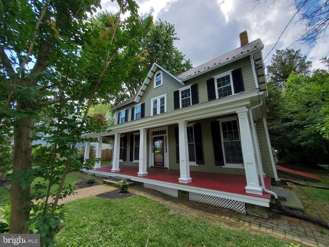 Building Photo - 2125 Shuresville Rd