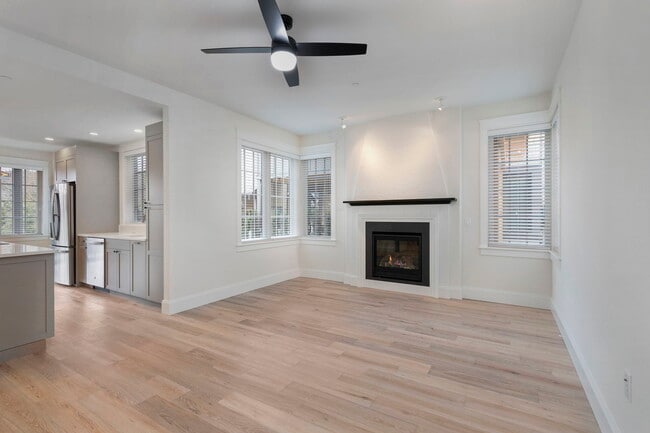 Building Photo - Pleasant Beach Village