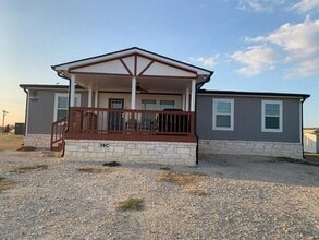 Building Photo - 104 Pineapple Sage Cv