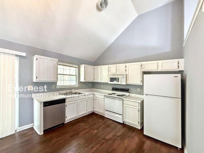 Foto del edificio - 6927 Brittany Ln
