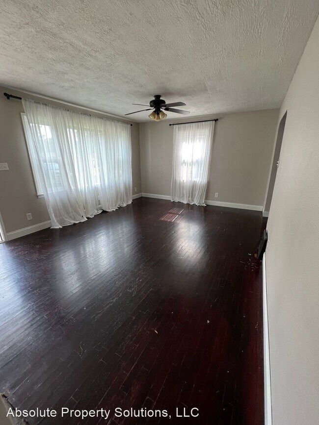 Building Photo - 2 br, 2 bath House - 2447 E Kirkwood St