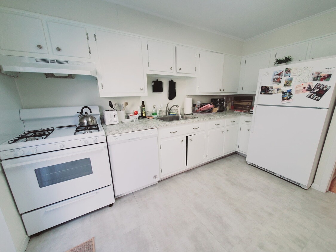 Photo - 11 Elmwood Street, Stamford, CT 06902 - 2 BR 1.5 BA townhouse