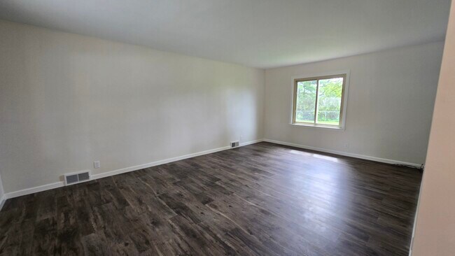 Foto del edificio - 906 W Walnut St