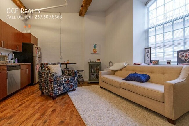 Building Photo - One Bed Manayunk Apartment