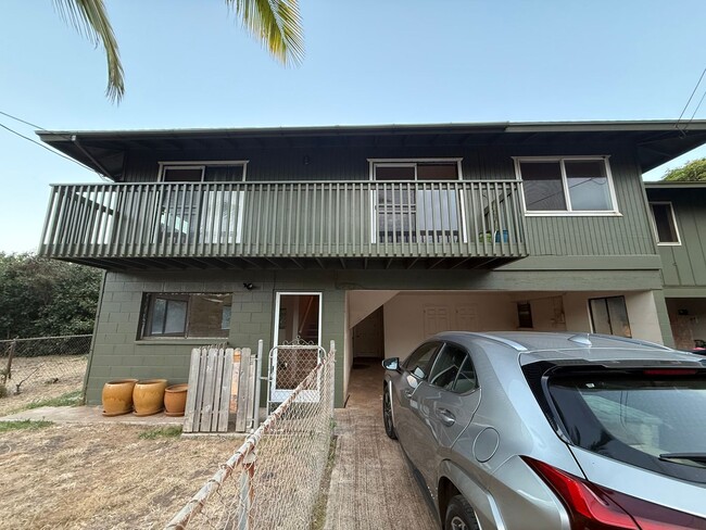 Building Photo - 219 W Waiko Rd