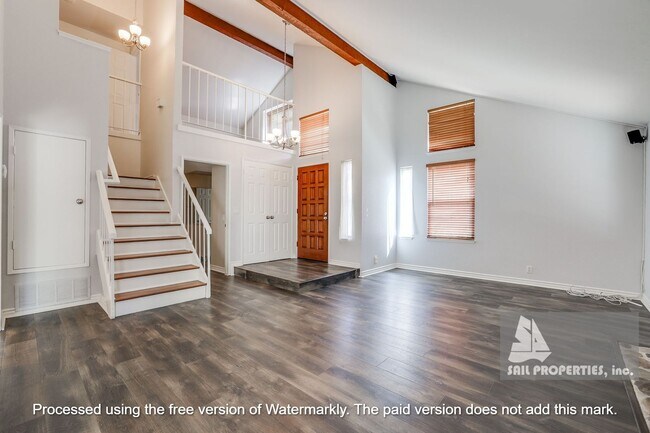 Building Photo - Beautiful, Modern Home Near Downtown Hunti...