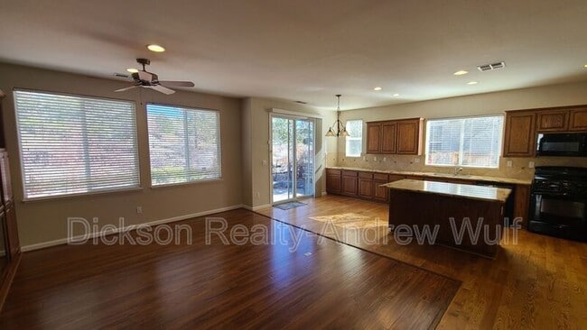 Building Photo - 7867 Morgan Pointe Cir