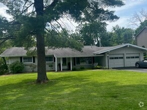Building Photo - 1501 Fawnvalley Dr